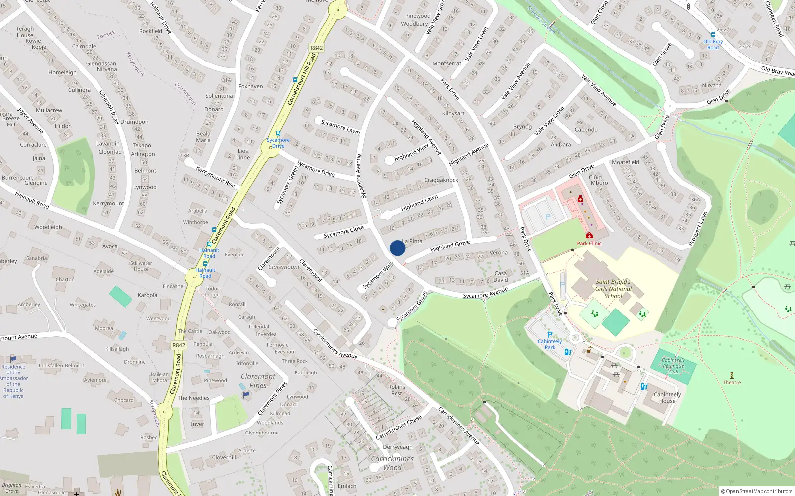 Overhead map showing the location of 13 Highland Grove, Cabinteely