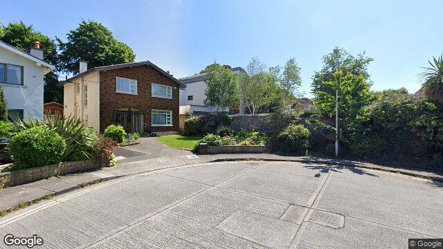 Street view of 8B Pinehaven, Cross Avenue, Blackrock