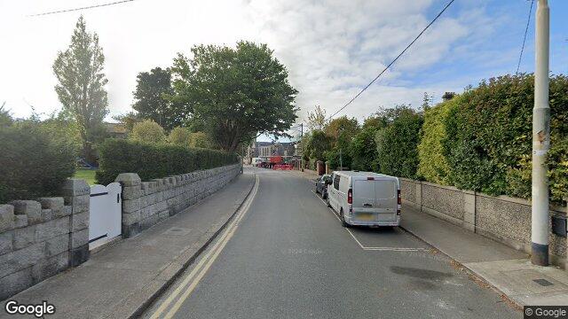 Street view of Knapton Road, Monkstown