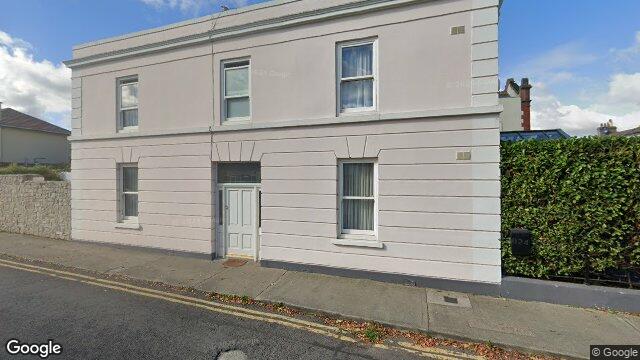 Street view of Elton Park, Sandycove