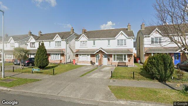 Street view of 9 Finnsgreen, Lucan