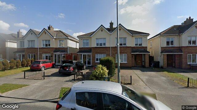 Street view of 4 Finnslawn, Finnstown Cloisters, Lucan