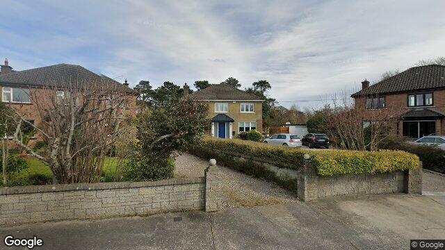 Street view of 6 Vesey Park, Lucan
