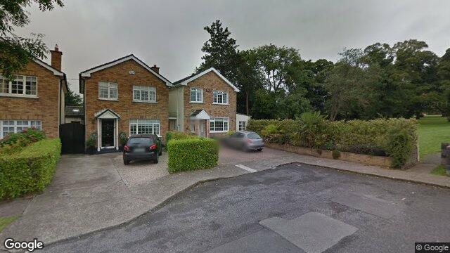 Street view of 84D Mount Albany, Newtownpark Avenue, Blackrock