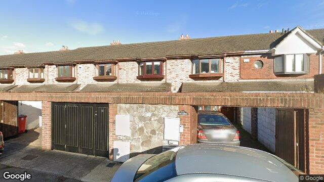 Street view of 81 Lansdowne Park, Dublin 4