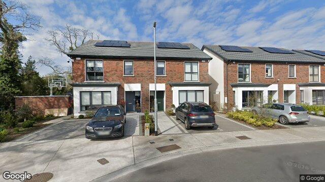 Street view of 26 Somerton Avenue, Newcastle Road, Lucan