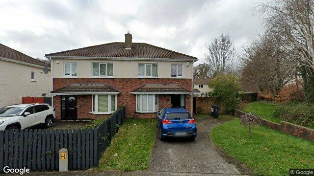 Street view of 2 Elm Wood, Lucan