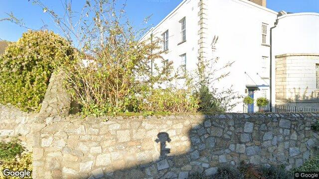 Street view of 18 Clarinda Park House, Clarinda Park West, Dun Laoghaire