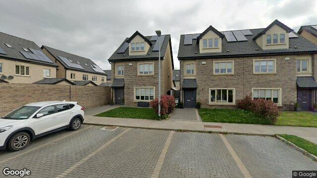 Street view of 5 Rathmill Green, Broadfield Manor