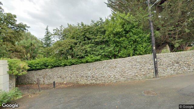 Street view of Marino Avenue East, Killiney