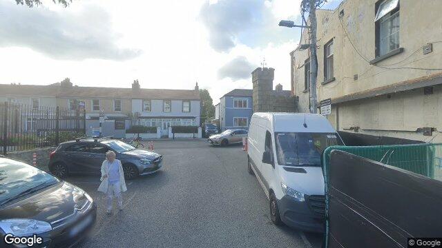 Street view of 1 Shannon, Ballygihen Avenue, Sandycove