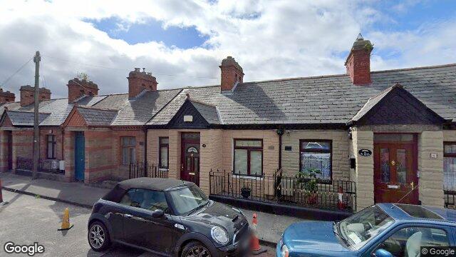 Street view of Apartment No 5, Ailesbury Oaks, Ailesbury Road