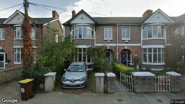 Street view of 32 Beach Road, Sandymount