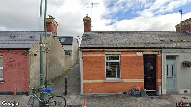 Street view of 82 Ringsend Park, Dublin
