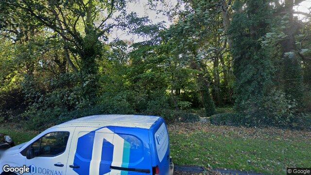 Street view of 141 Seamount Apts, Stillorgan Road, Mount Merrion