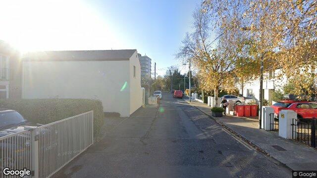 Street view of 126 Lansdowne Park, Dublin