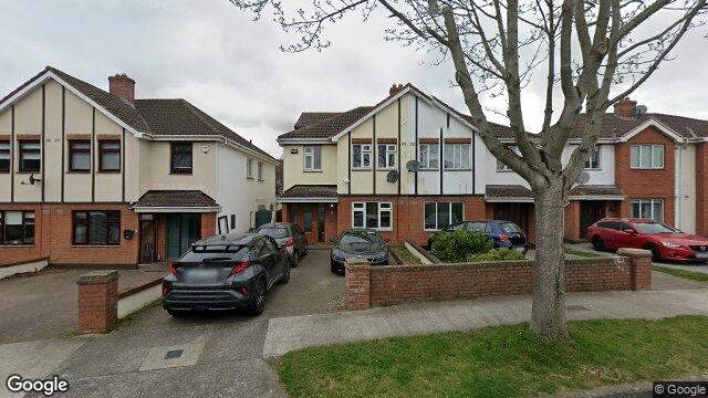 Street view of 8 Ballyowen View, Lucan