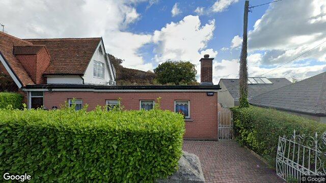 Street view of 2 Killiney Hill Road, Killiney
