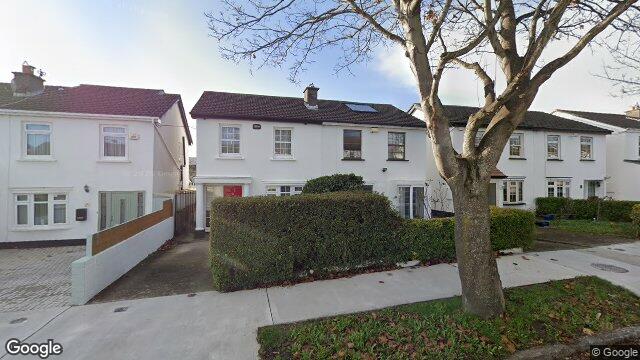 Street view of 32 Hillview Lawns, Pottery Road, Cabinteely
