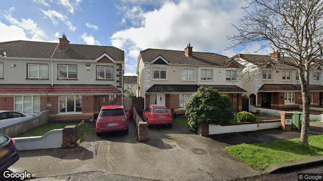 Street view of 17 Earlsfort Grove, Lucan