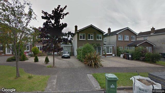 Street view of 91 Rowanbyrn, Blackrock
