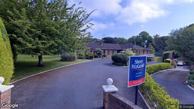 Street view of 5 Cenacle Grove, Killiney Hill Road, Killiney