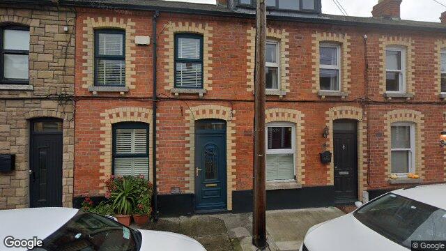 Street view of 32 Penrose Street, Dublin 4