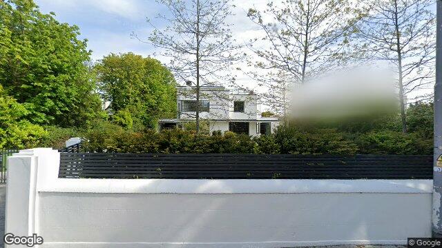 Street view of Avoca Avenue, Blackrock