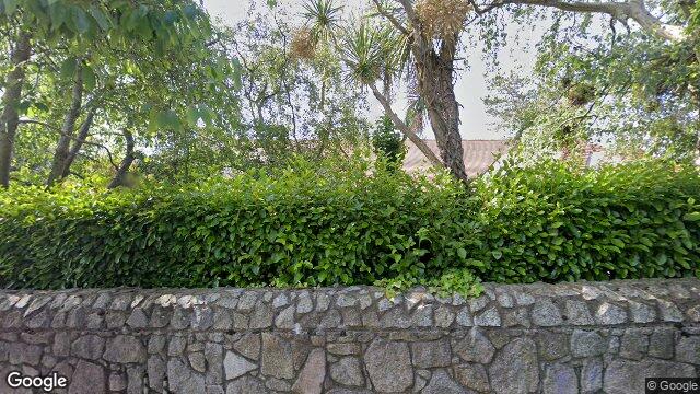 Street view of Marino Avenue West, Killiney