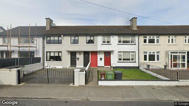 Street view of 25 Sarsfield Park, Lucan