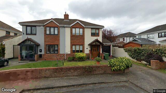 Street view of 10 Hermitage Manor, Lucan