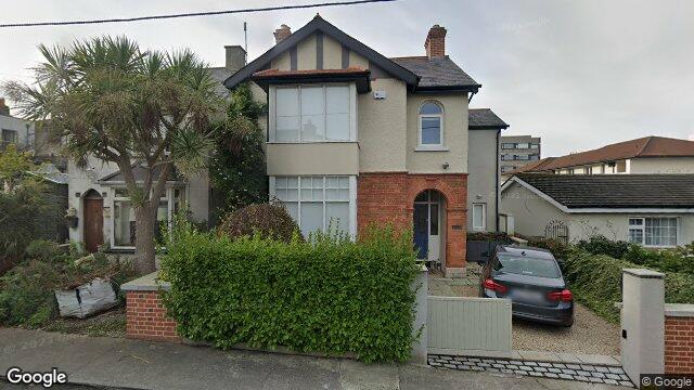 Street view of Wilmont Avenue, Sandycove
