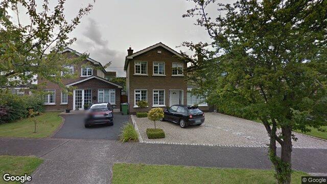 Street view of 89 Rowanbyrn, Blackrock