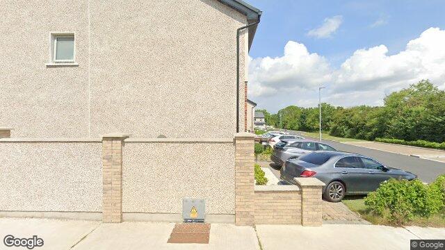 Street view of 10 Hallwell Park, Lucan
