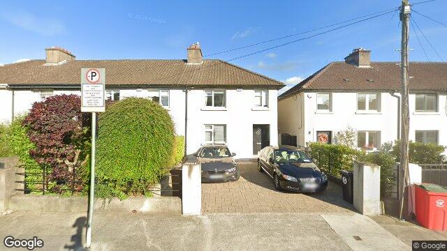 Street view of 52 Lansdowne Park, Dublin