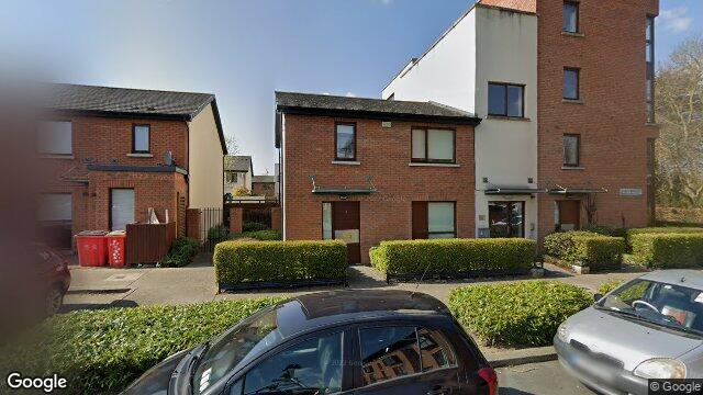 Street view of 8 Castlegate Green, Lucan