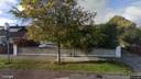 Street view of 15 Brookville Park