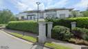 Street view of 172 Seamount