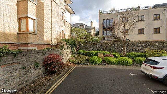 Street view of 52 Glaslynn