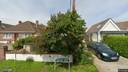 Street view of 1 Oaktree Road